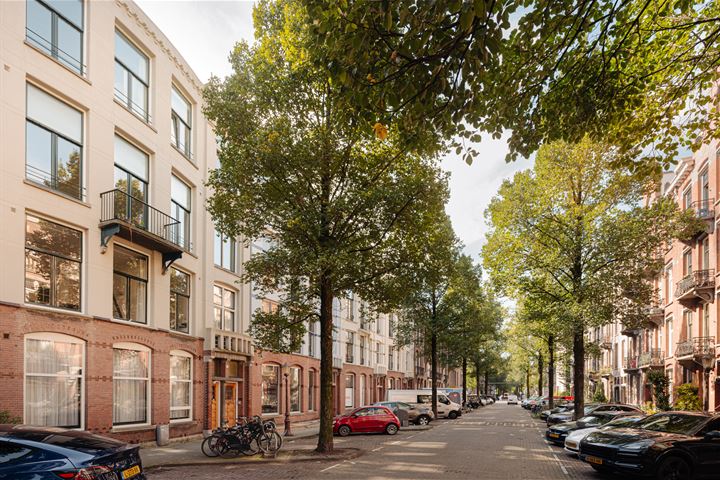 View photo 41 of Frans van Mierisstraat 59-C