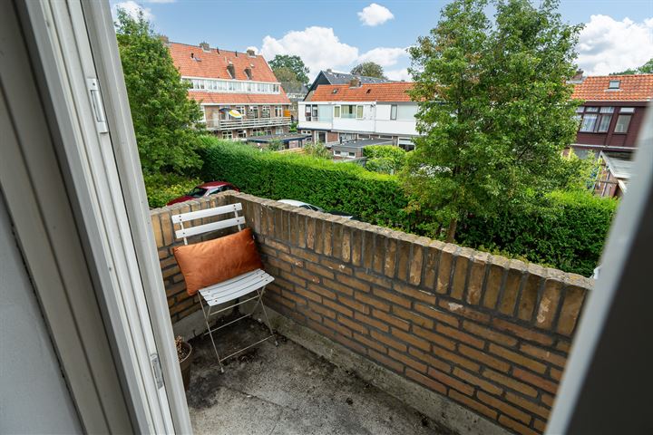 View photo 22 of Valeriusstraat 15-B