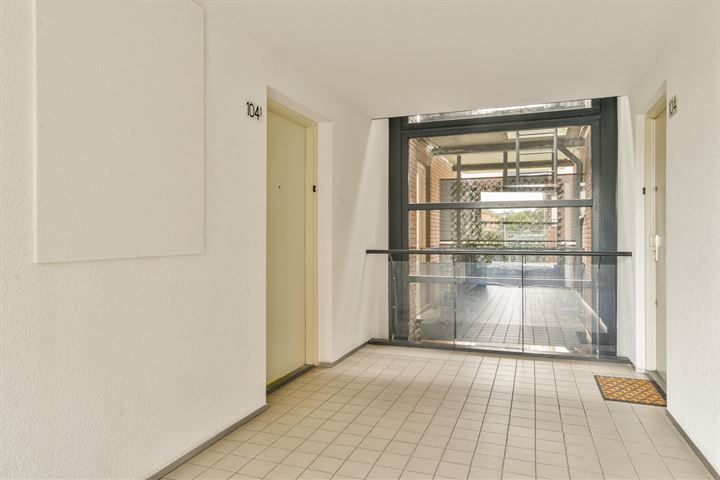 View photo 21 of Seinpoststraat 104-A