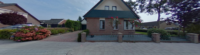 View 360° photo of straatbeeld of van Oldebarneveldweg 37