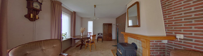 View 360° photo of woonkamer of van Oldebarneveldweg 37