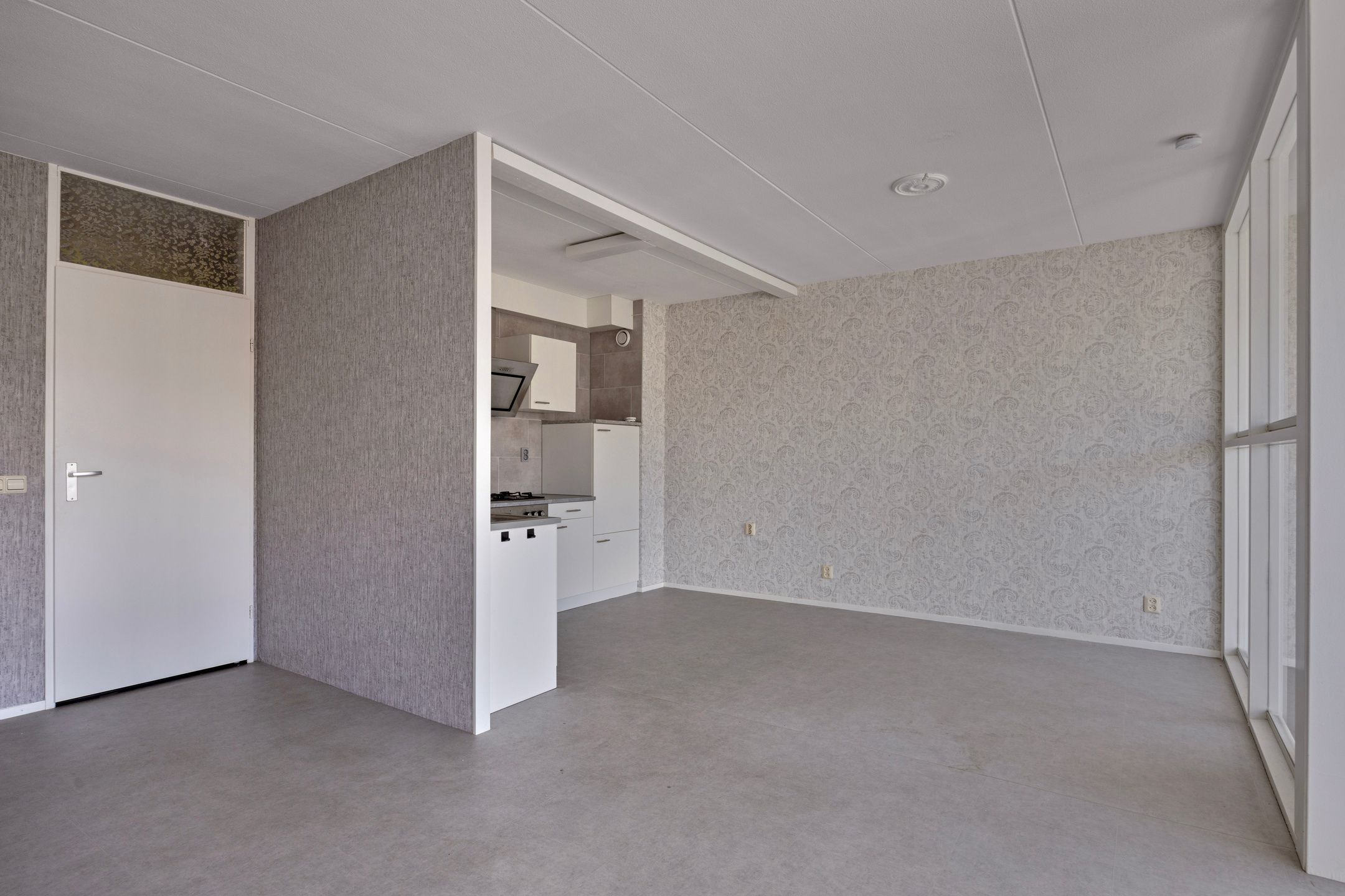 Photo 6 of Damstraat 58