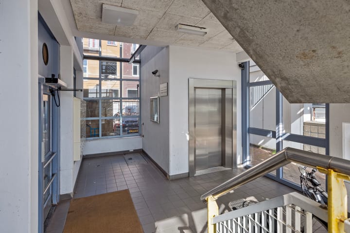 Foto 17 van Damstraat 58