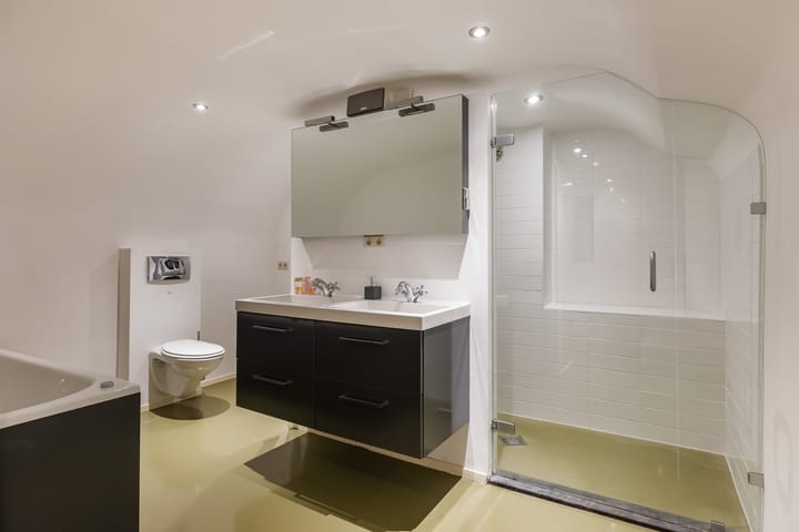 Foto 21 van Bemuurde Weerd O.Z. 29