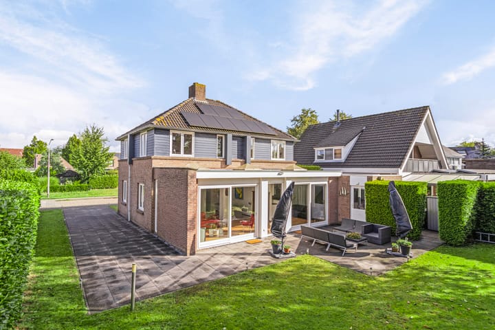 Foto 3 van Van Hogendorplaan 19