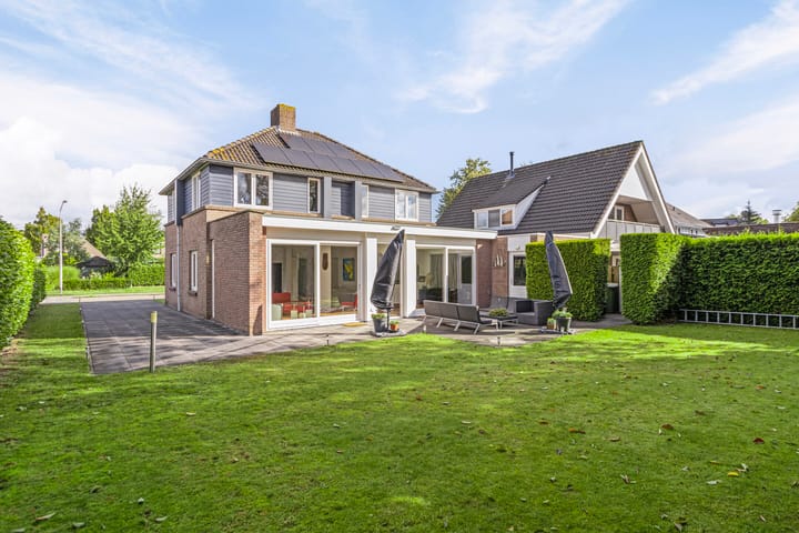 Foto 17 van Van Hogendorplaan 19