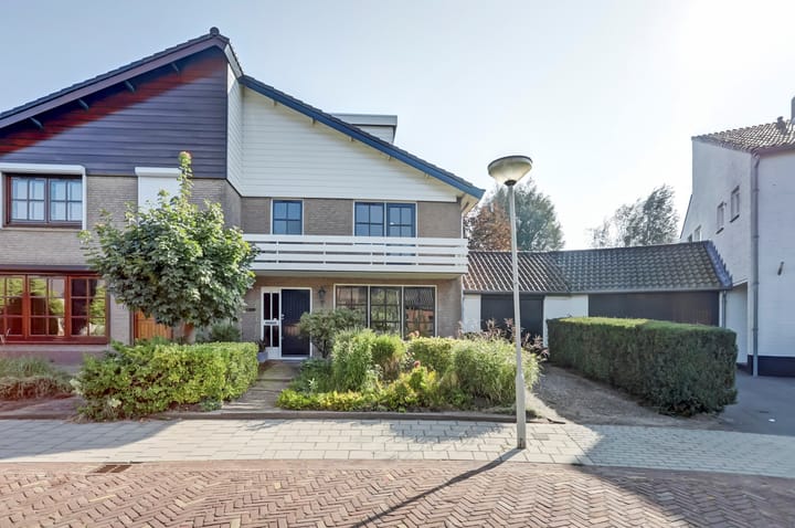 Foto 9 van Dokter Hiemstralaan 6