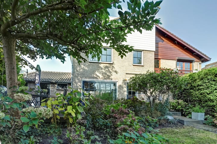 Foto 46 van Dokter Hiemstralaan 6