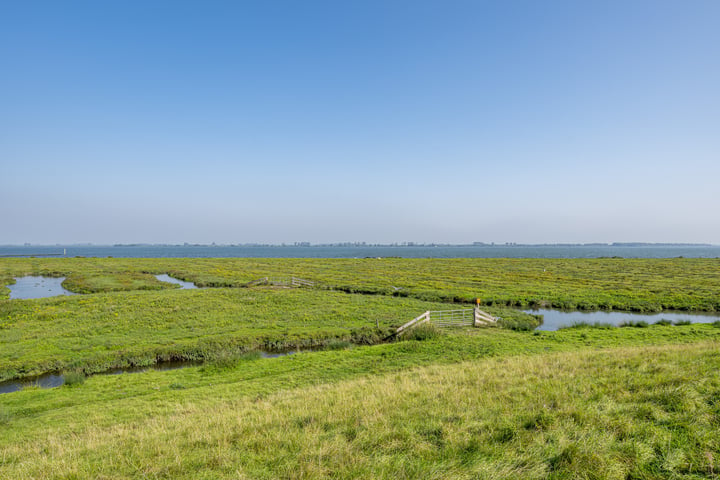 Bekijk foto 30 van Voorstraat 5-A