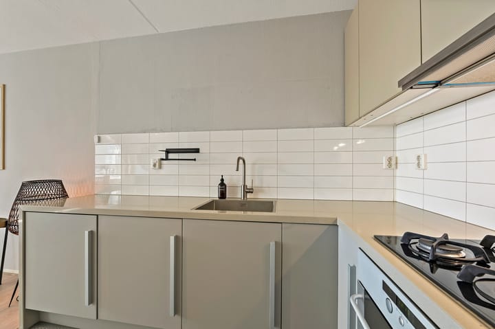 Foto 13 van Gevers Deynootweg 948