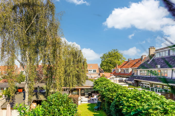 View photo 48 of Van Zuylen van Nijeveltstraat 330