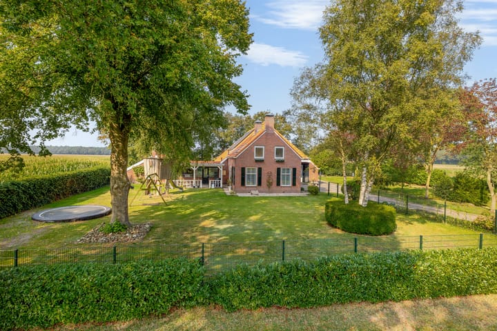 Foto 10 van Zevenmeersveenweg 2