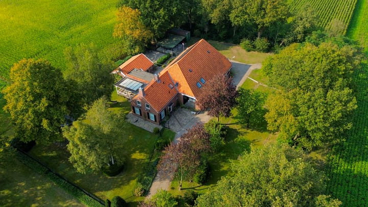 Foto 7 van Zevenmeersveenweg 2