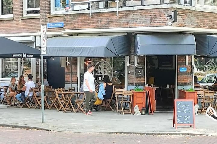 View photo 57 of Van der Horststraat 12-A02