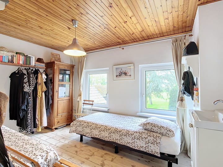 Photo 14 of Oostburgsestraat 10-A