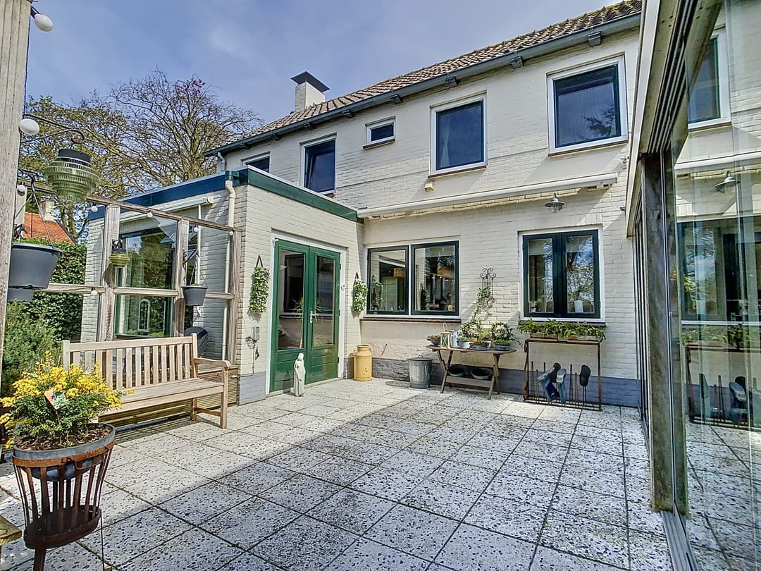 Photo 17 of Oostburgsestraat 10-A