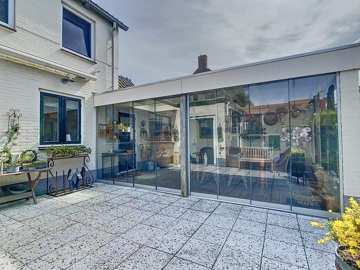 Photo 19 of Oostburgsestraat 10-A