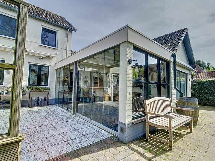 Photo 20 of Oostburgsestraat 10-A