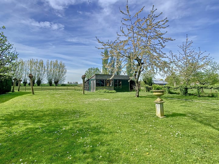 Photo 29 of Oostburgsestraat 10-A