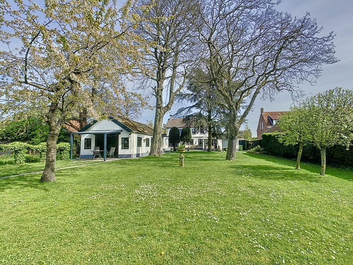 Photo 30 of Oostburgsestraat 10-A