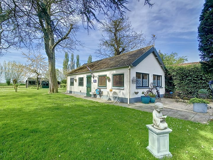 Photo 22 of Oostburgsestraat 10-A