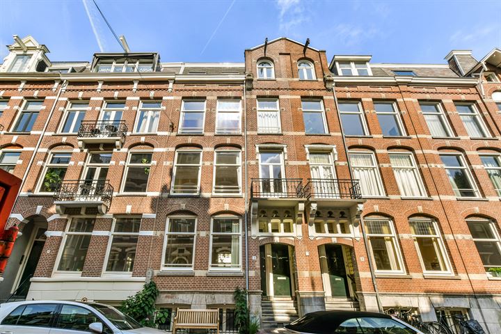 Bekijk foto 31 van Van Eeghenstraat 18-H