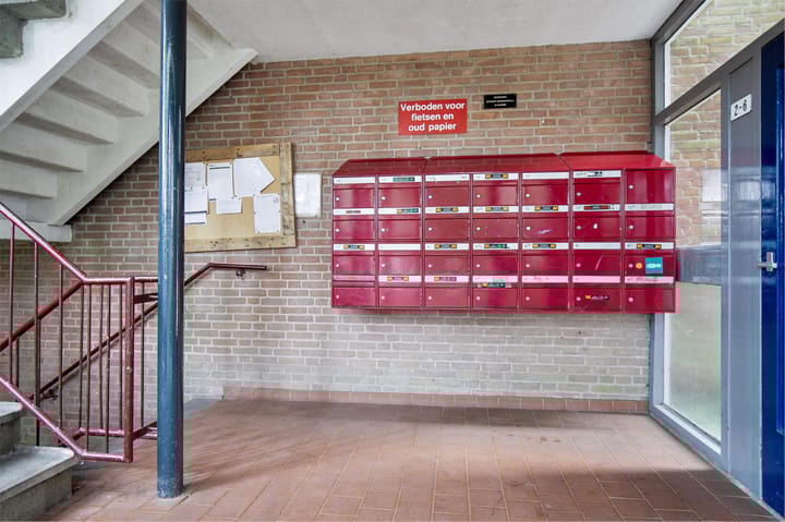 Foto 7 van Van der Waalsstraat 14