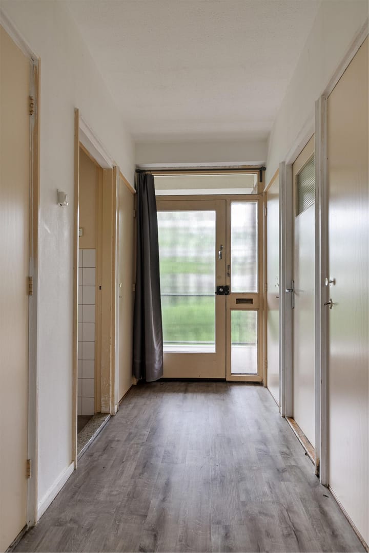 Foto 10 van Van der Waalsstraat 14