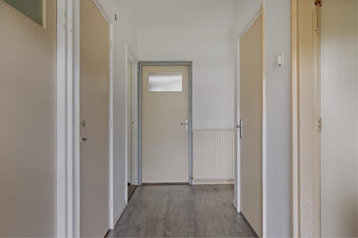 Foto 11 van Van der Waalsstraat 14