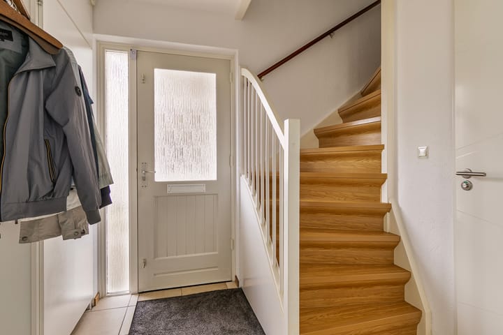 Foto 8 van Helmkruid 15