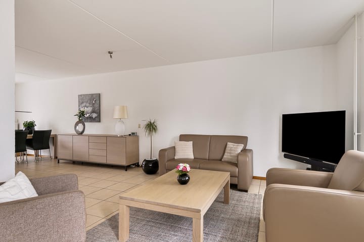 Foto 11 van Helmkruid 15