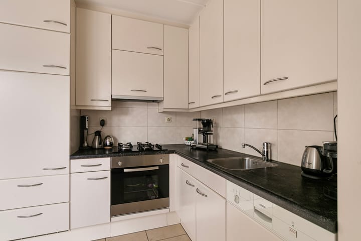 Foto 16 van Helmkruid 15