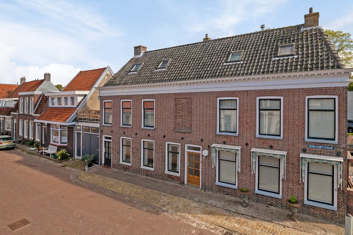 View photo 8 of Kerkpoortstraat 75