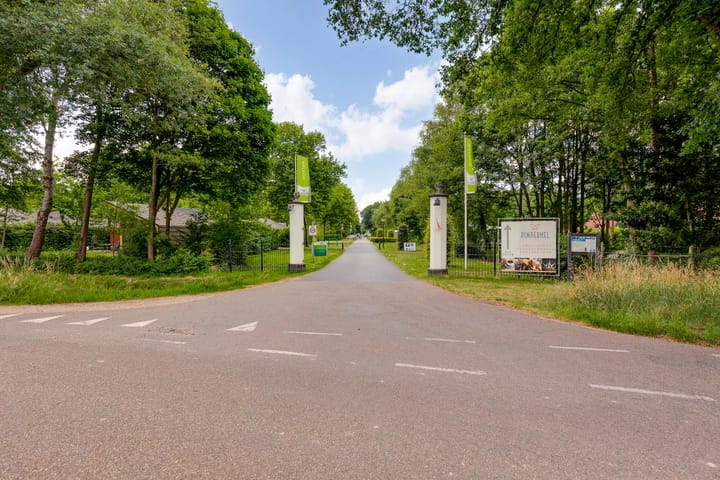 Photo 21 of Zwembadweg 2-BG2