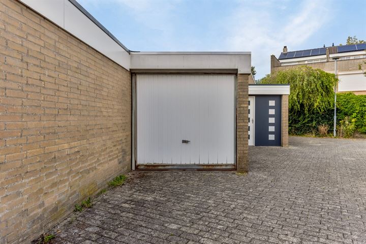 View photo 42 of Westlanderstraat 27