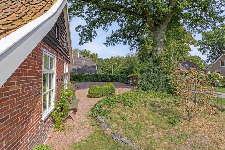 Foto 47 van Lugtenbergerweg 19