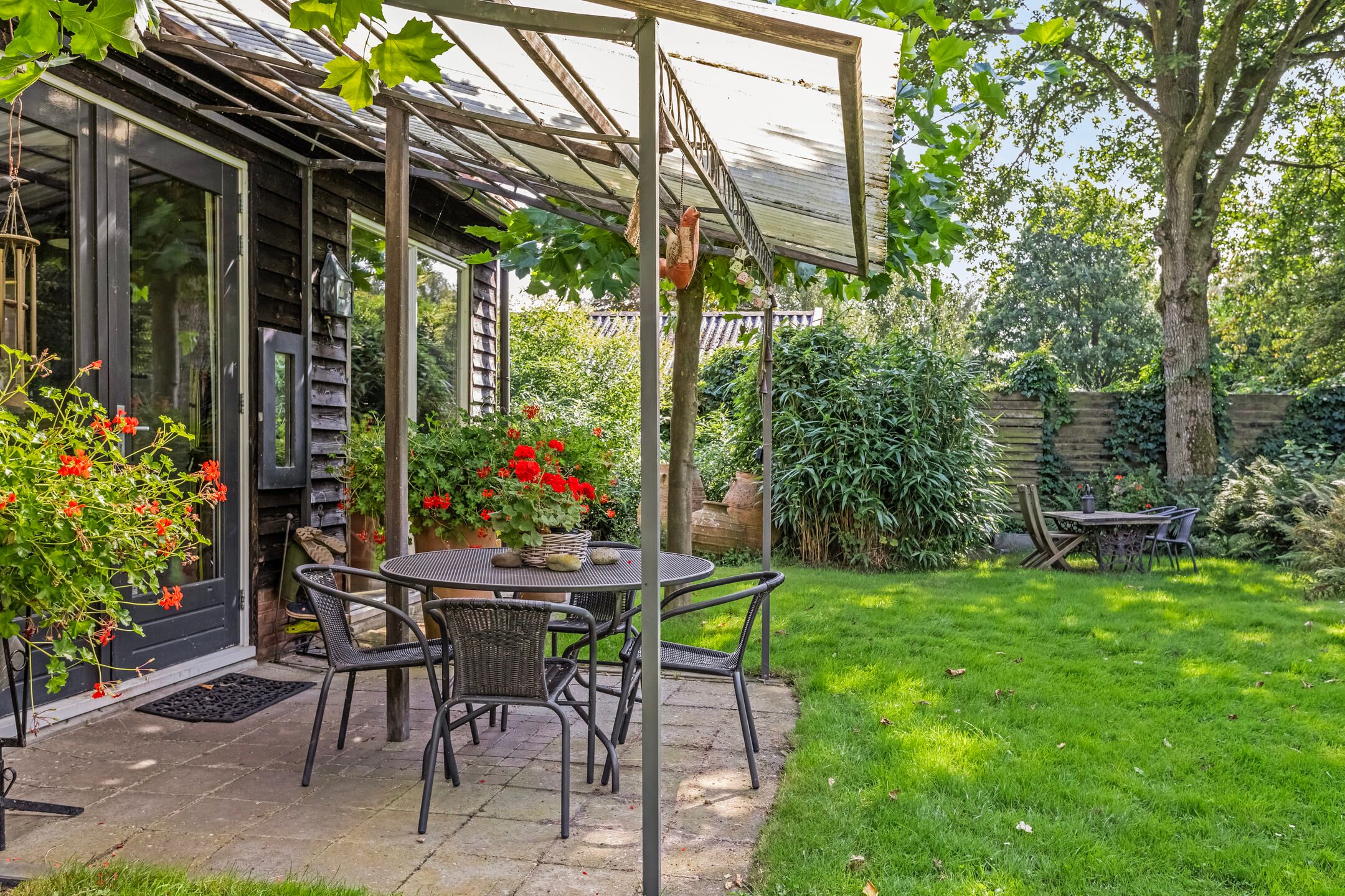 Foto 48 van Lugtenbergerweg 19