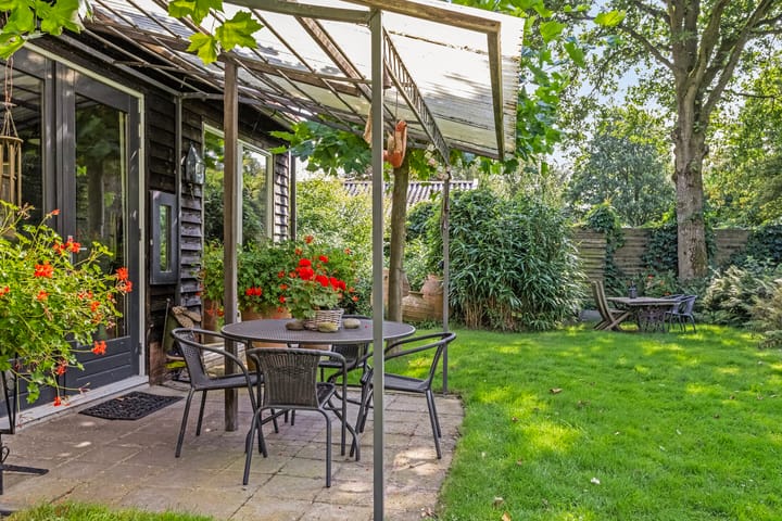 Foto 48 van Lugtenbergerweg 19