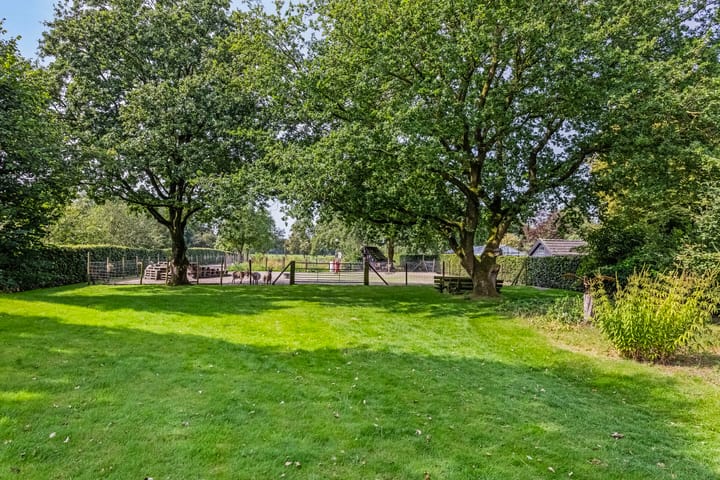 Foto 55 van Lugtenbergerweg 19