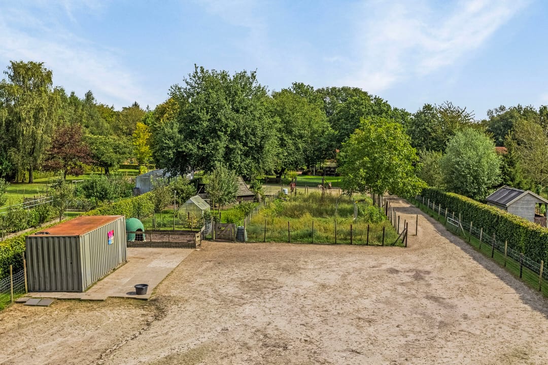 Foto 61 van Lugtenbergerweg 19