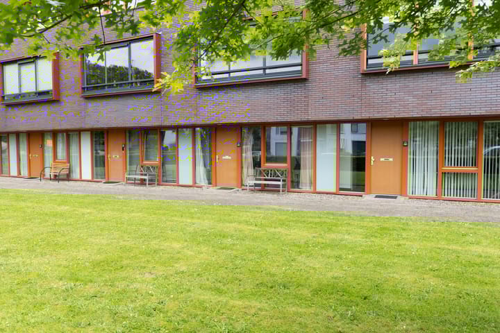 Foto 8 van Topaasstraat 49