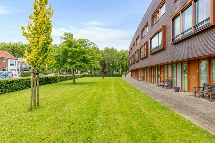 Foto 14 van Topaasstraat 49