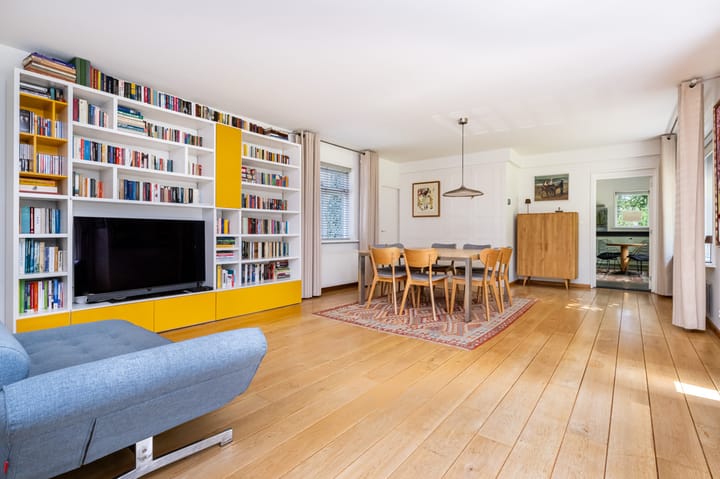 Foto 9 van Julianaweg 1