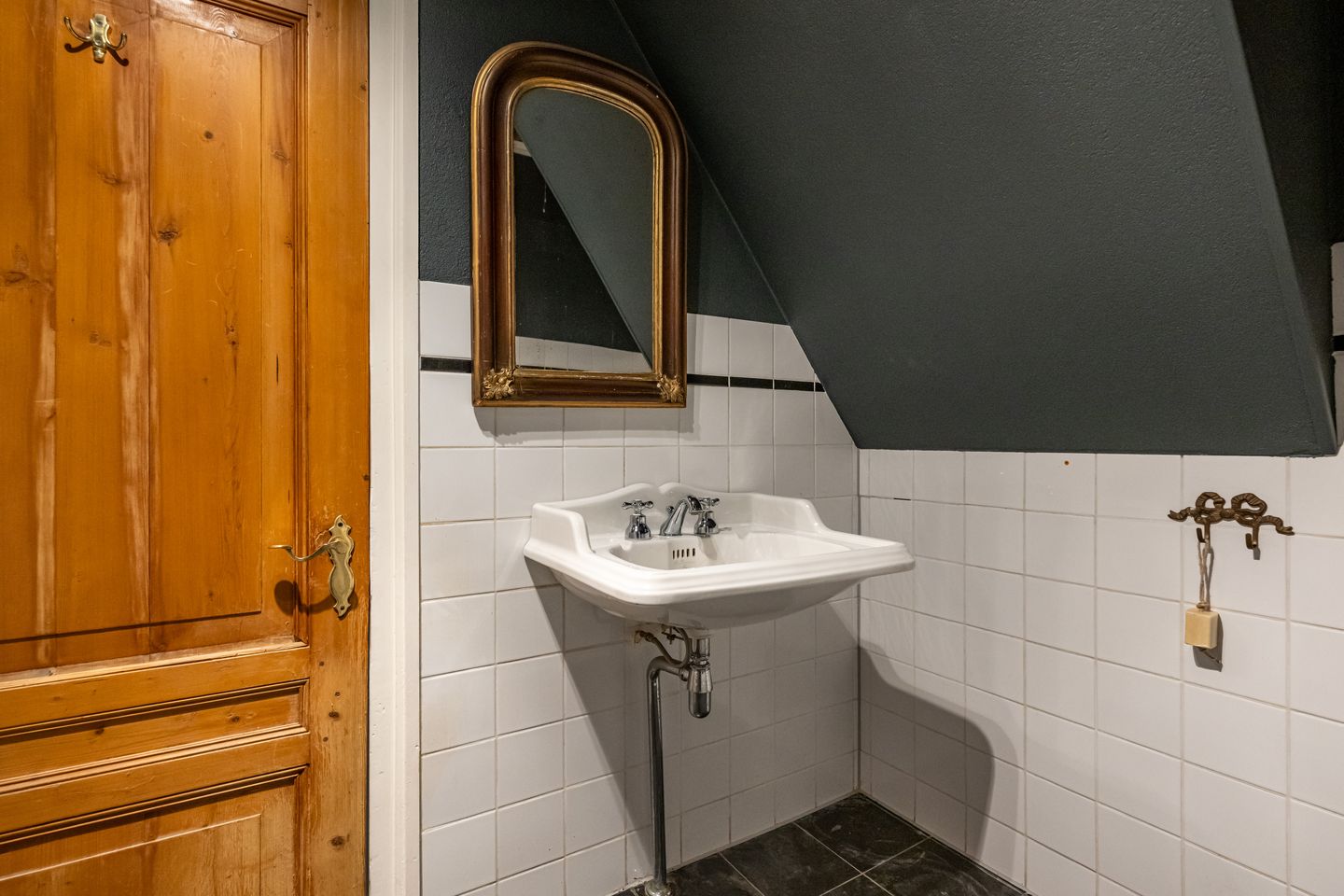 Photo 19 of Voorstraat 12