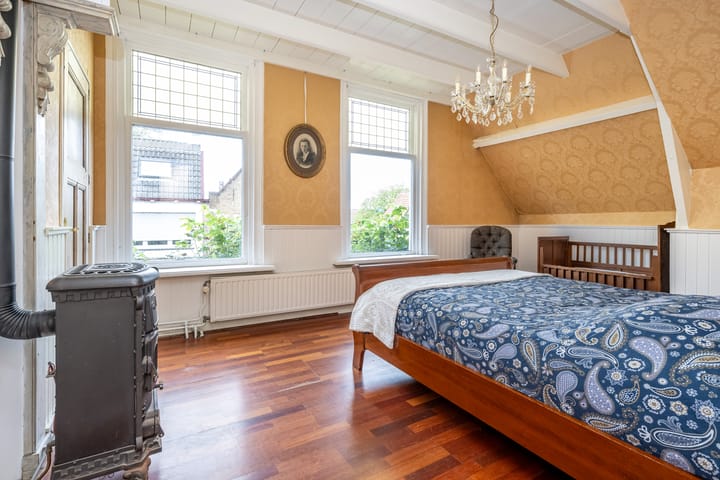 Foto 24 van Voorstraat 12