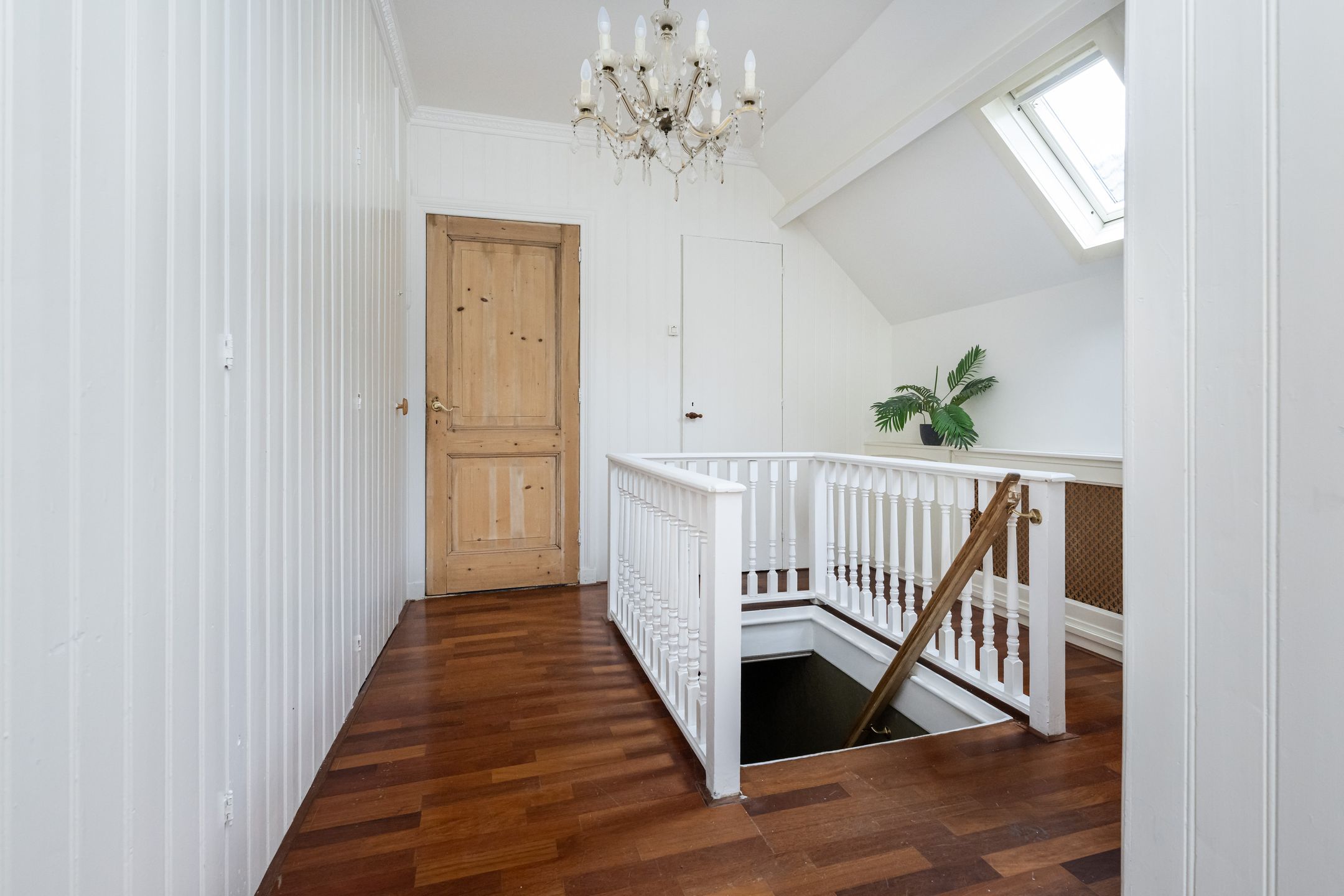 Photo 27 of Voorstraat 12