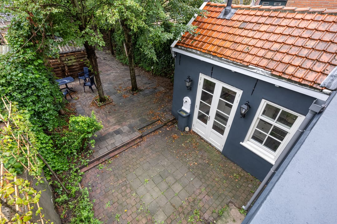 Photo 31 of Voorstraat 12