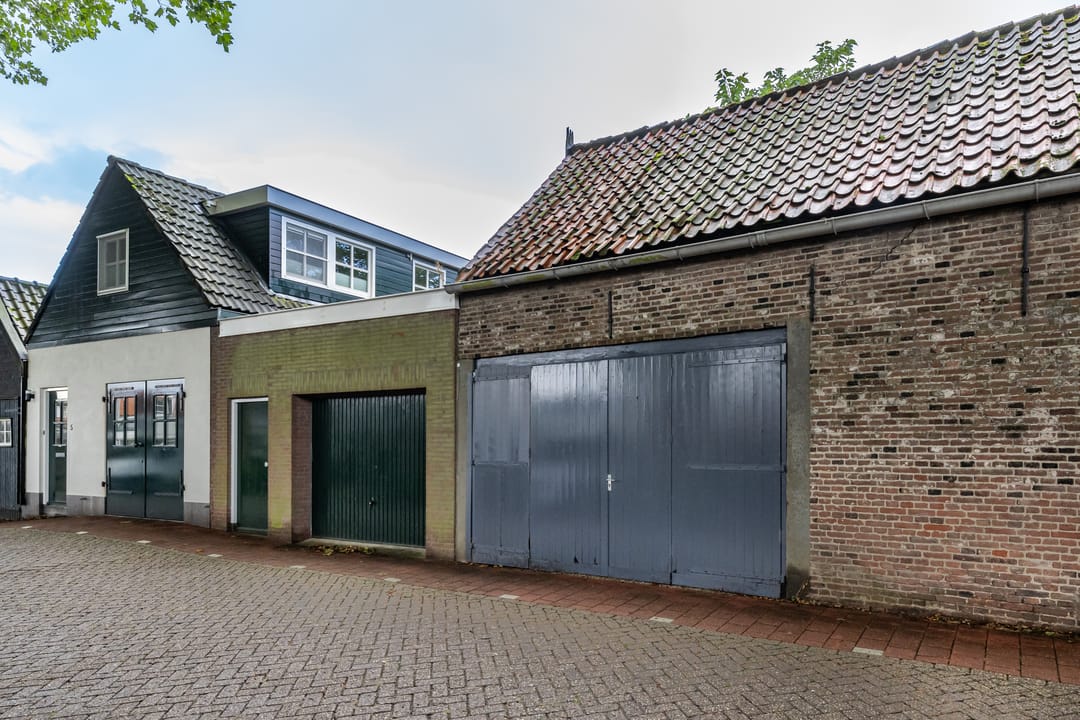 Photo 38 of Voorstraat 12