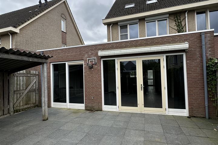 Bekijk foto 11 van Aan de Heerstraat 16