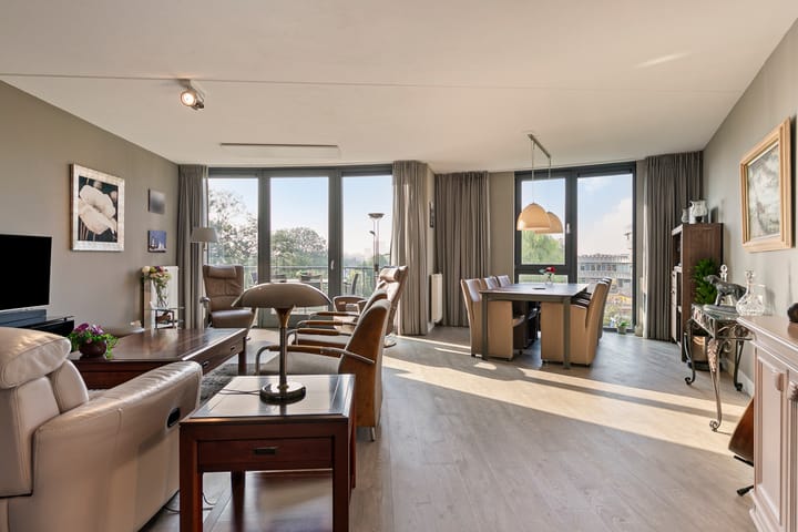 Foto 17 van Antoni Gaudipark 34